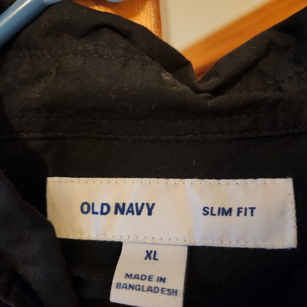 Old Navy men's black casual button down shirt, size XL
